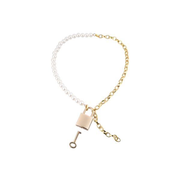 S9404429_0 S9404429_0