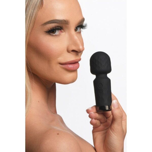 M0402998_8 M0402998_8